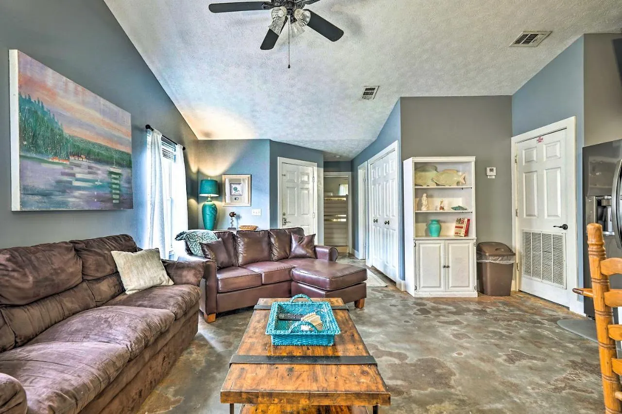 Pcb Duplex With Patio - Steps To Beach! Panama City Beach Holiday home
